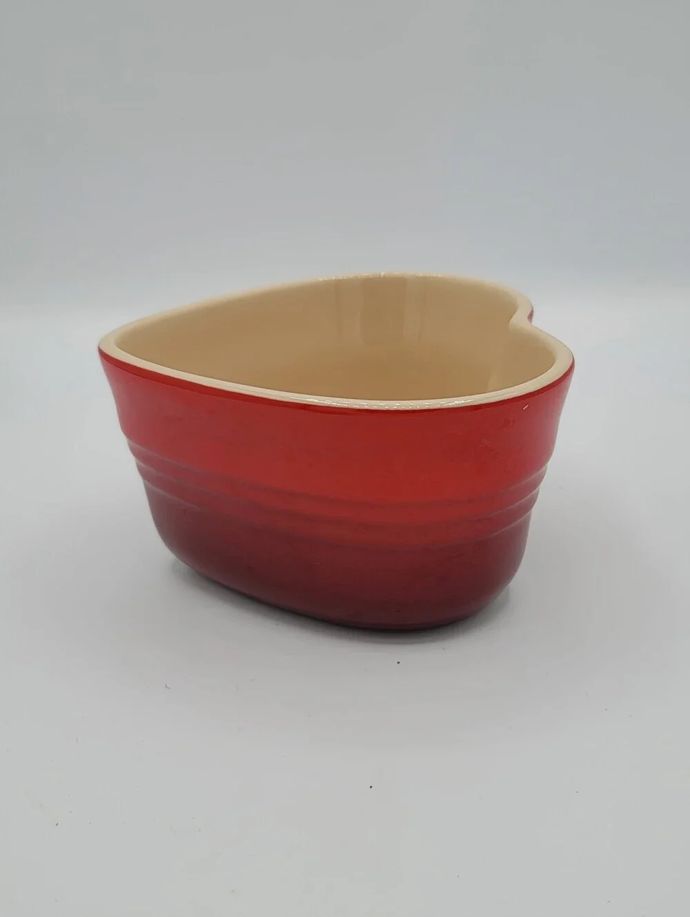 Le Creuset Cerise Heart Baker Stoneware Mini Red Cream Baking Dish Valentine 4.5